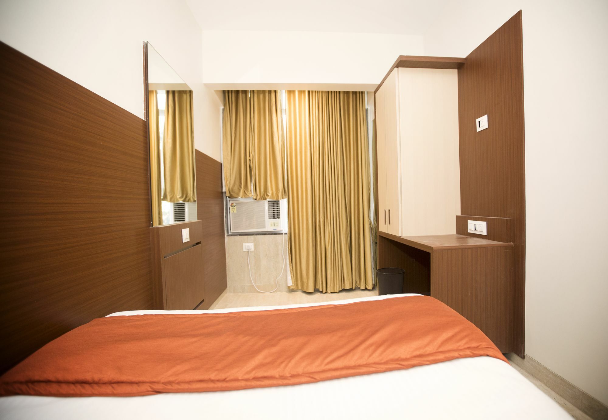 Hotel Spring Inn Mumbai Dış mekan fotoğraf